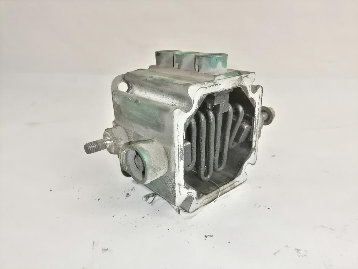 Volvo Eelsüüte plokk 22121574 - Intake manifold for Truck: picture 4 Volvo Eelsüüte plokk 22121574 - Intake manifold for Truck: picture 4