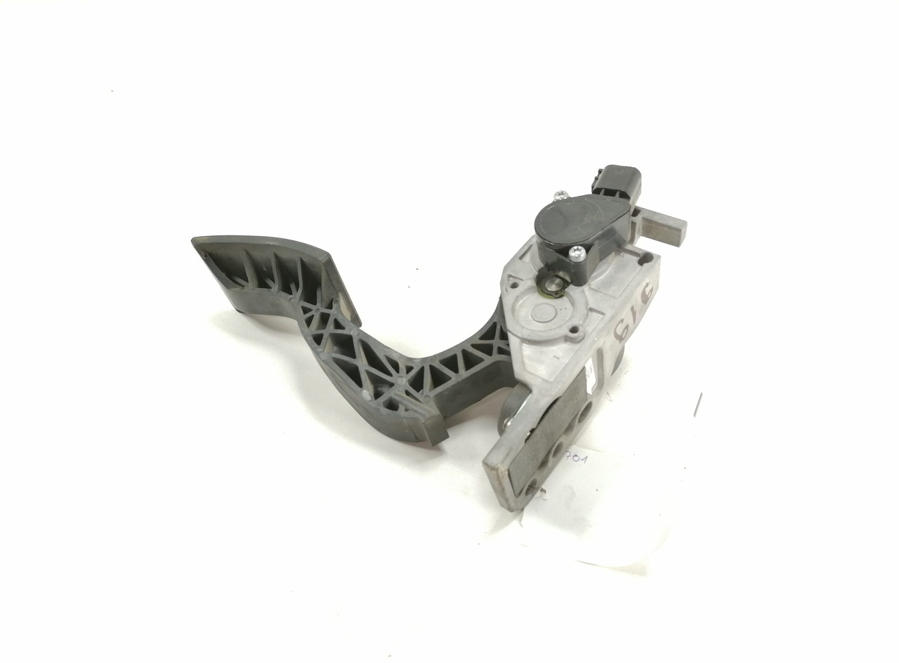 Volvo Gaasipedaal 21116879 - Fuel processing/ Fuel delivery for Truck: picture 2 Volvo Gaasipedaal 21116879 - Fuel processing/ Fuel delivery for Truck: picture 2