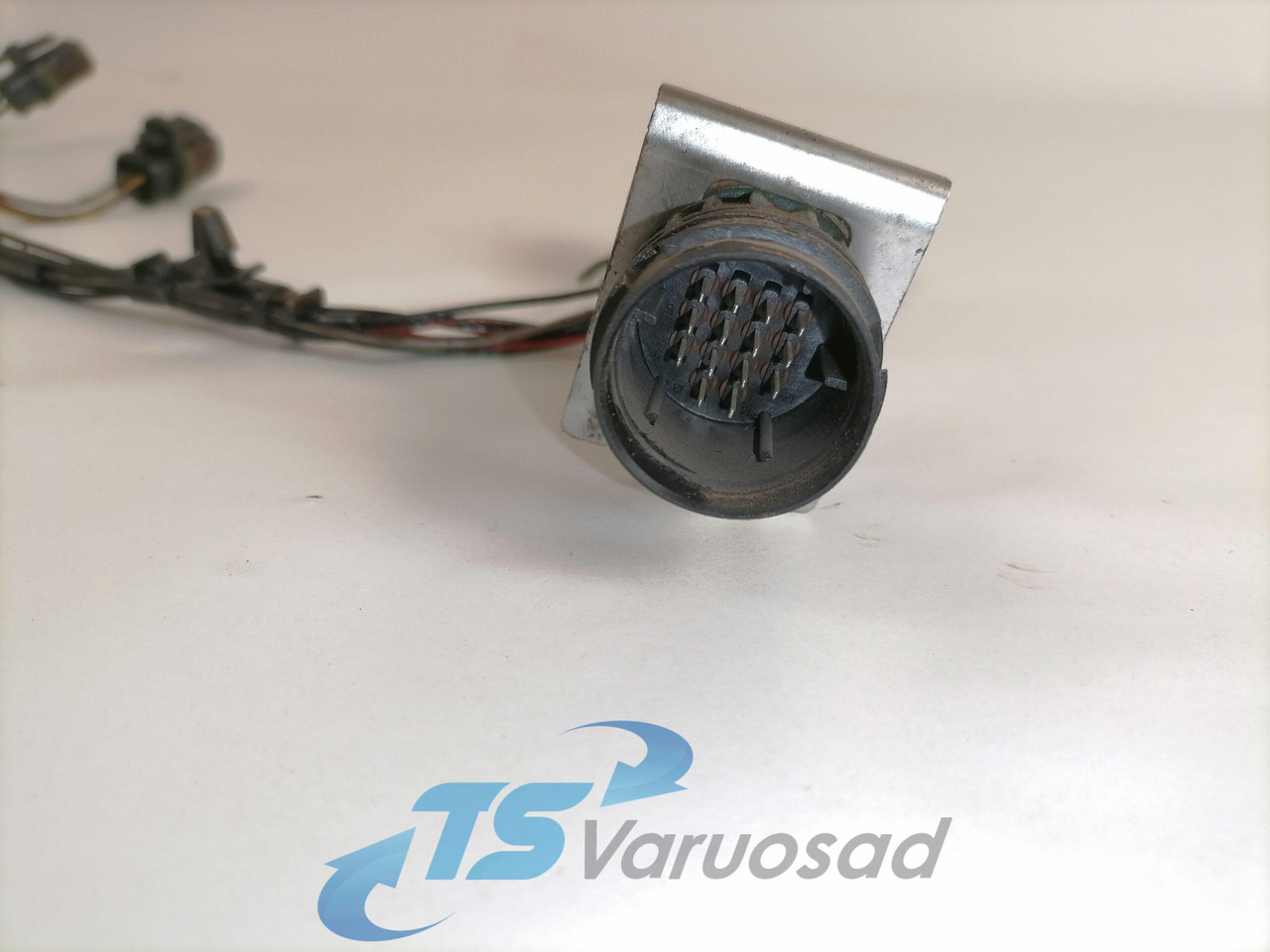 Volvo Injector wiring 22193671 - Fuel pump for Truck: picture 3 Volvo Injector wiring 22193671 - Fuel pump for Truck: picture 3