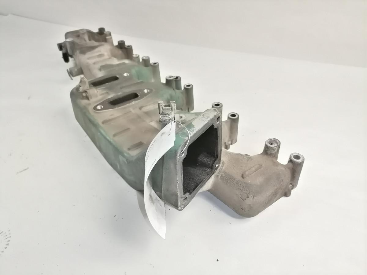 Volvo Intake mainfold 21723695 - Intake manifold for Truck: picture 3 Volvo Intake mainfold 21723695 - Intake manifold for Truck: picture 3