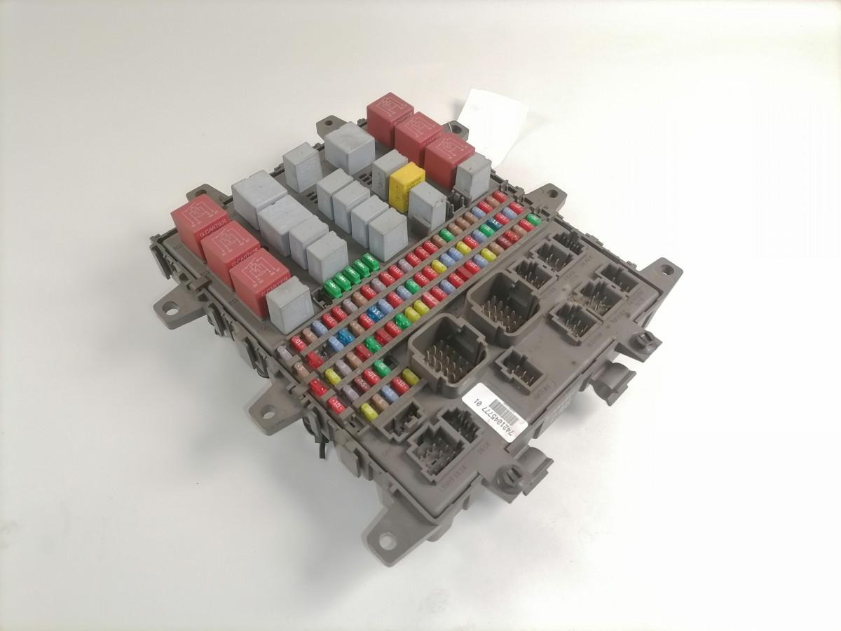 Volvo Kaitsmepaneel 7421045777 - Fuse for Truck: picture 2 Volvo Kaitsmepaneel 7421045777 - Fuse for Truck: picture 2