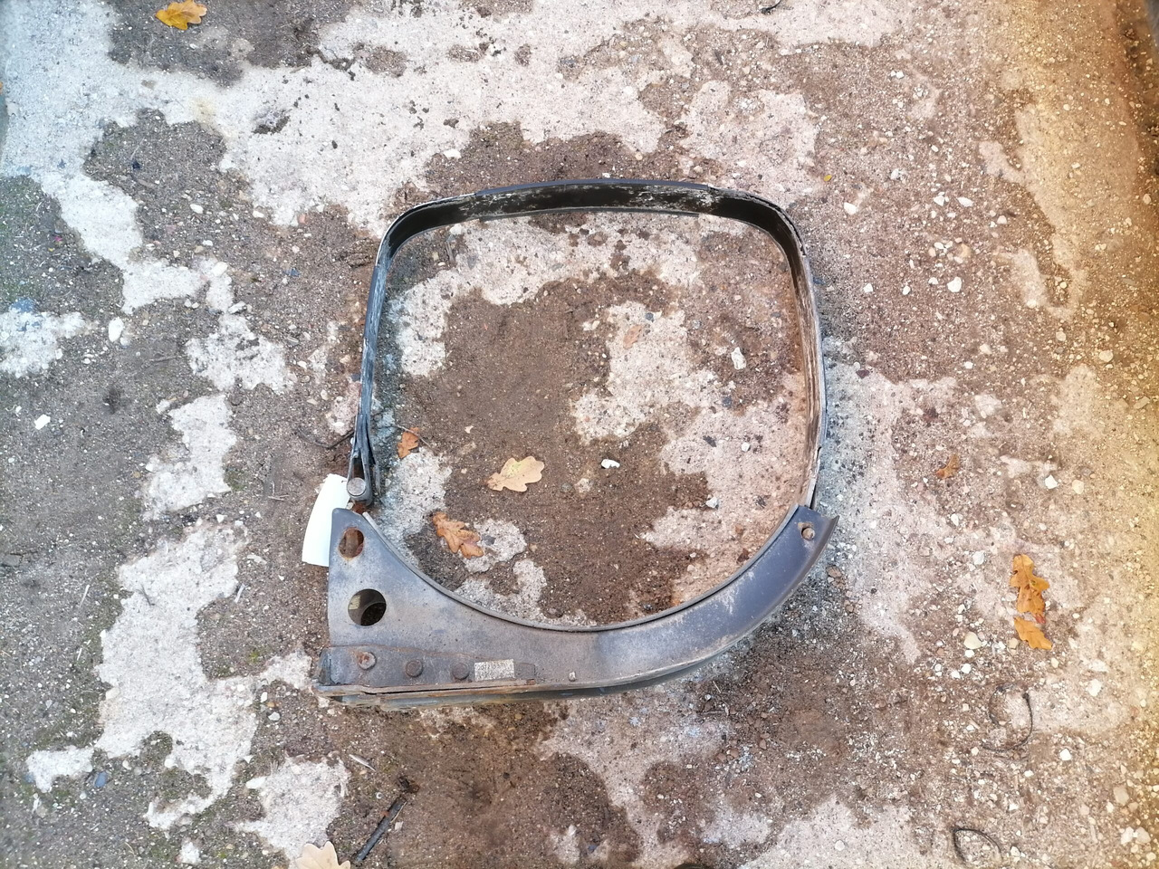 Volvo Kütusepaagi kandur, Volvo 20721537 - Fuel tank for Truck: picture 1 Volvo Kütusepaagi kandur, Volvo 20721537 - Fuel tank for Truck: picture 1