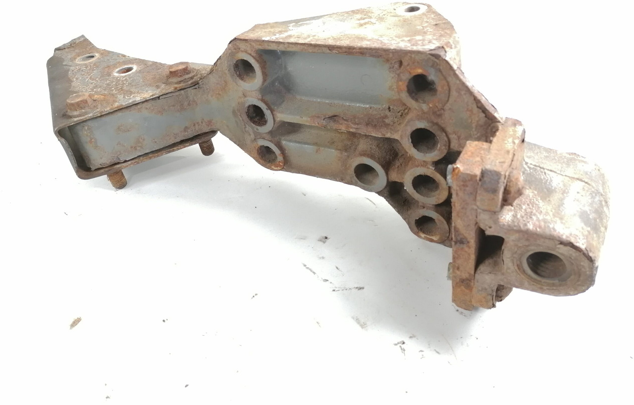 Volvo Leaf spring bracket 3172507 - Suspension for Truck: picture 3 Volvo Leaf spring bracket 3172507 - Suspension for Truck: picture 3