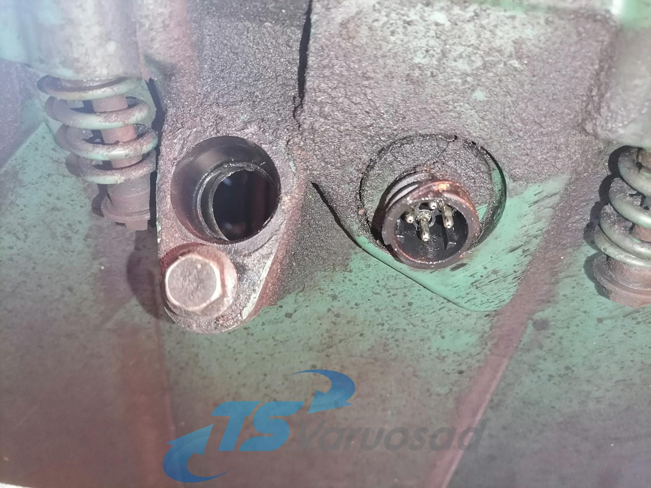 Volvo Oil sump 20493972 - Oil pan for Truck: picture 5 Volvo Oil sump 20493972 - Oil pan for Truck: picture 5