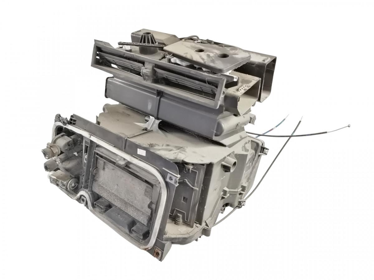 Volvo Salongi radiaatorite korpus, komplektne 7420894090 - Universal part for Truck: picture 1 Volvo Salongi radiaatorite korpus, komplektne 7420894090 - Universal part for Truck: picture 1