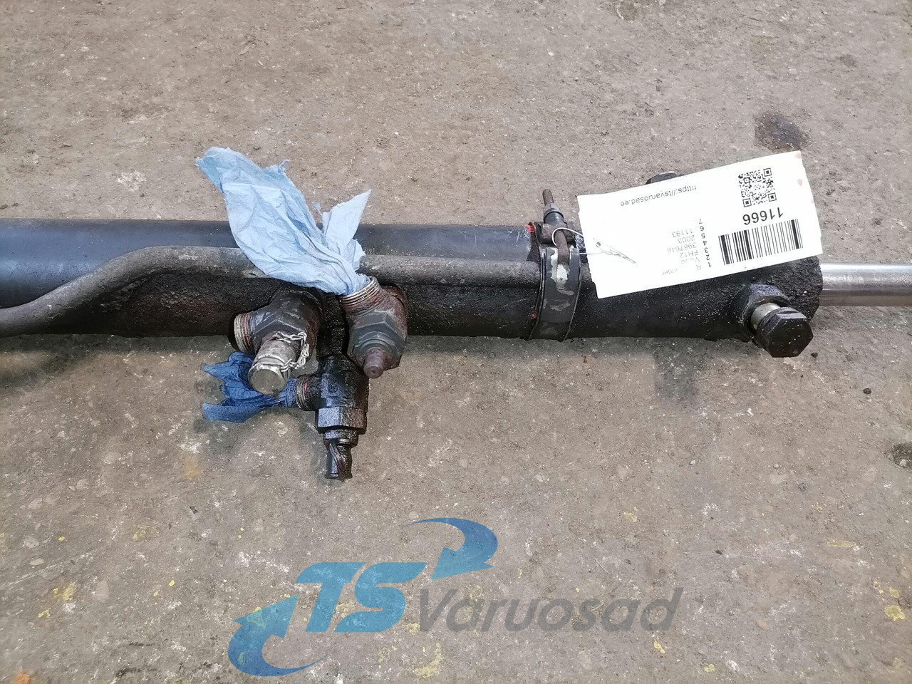 Volvo Steerind sylinder 3987646 - Steering for Truck: picture 2 Volvo Steerind sylinder 3987646 - Steering for Truck: picture 2