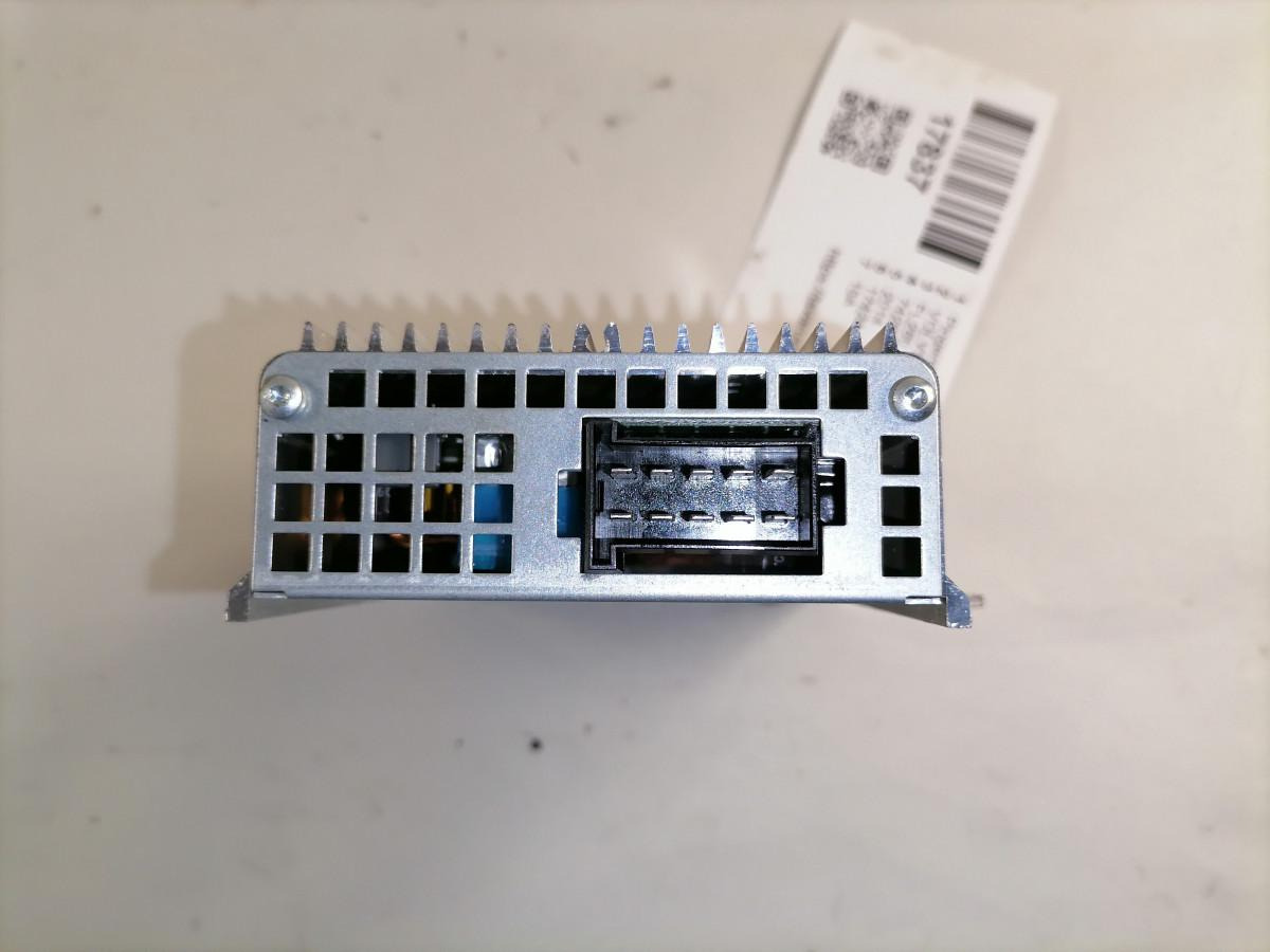 Volvo Voltage converter 7420880230 - Electrical system for Truck: picture 4 Volvo Voltage converter 7420880230 - Electrical system for Truck: picture 4