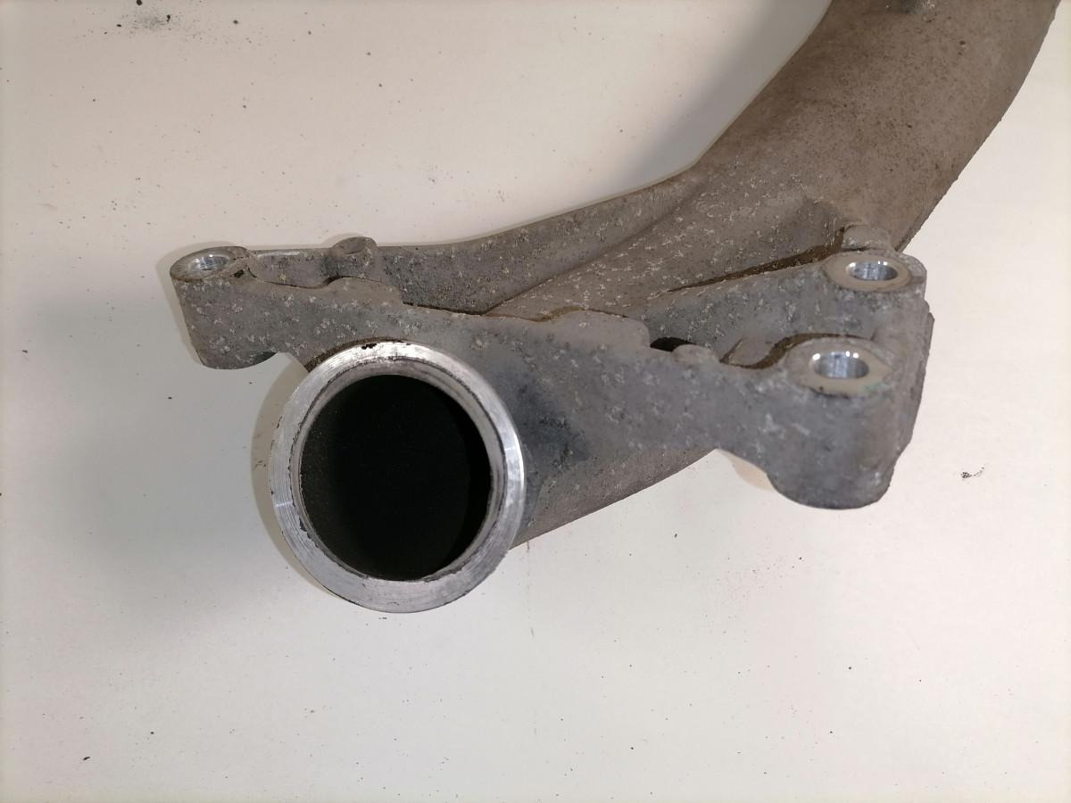 Volvo intercooler pipe 21806309 - Intercooler for Truck: picture 4 Volvo intercooler pipe 21806309 - Intercooler for Truck: picture 4