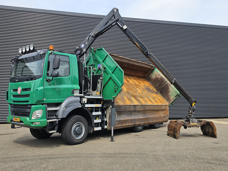 Tatra 6X6 / T158/II / 2 SIDE TIPPER - HMF Z CRANE - Tipper, Crane truck: picture 4 Tatra 6X6 / T158/II / 2 SIDE TIPPER - HMF Z CRANE - Tipper, Crane truck: picture 4
