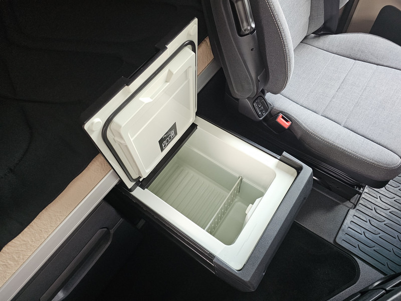 Tractor unit Mercedes-Benz ACTROS 2548 6X2/4 / PTO / GIGASPACE: picture 19 Tractor unit Mercedes-Benz ACTROS 2548 6X2/4 / PTO / GIGASPACE: picture 19