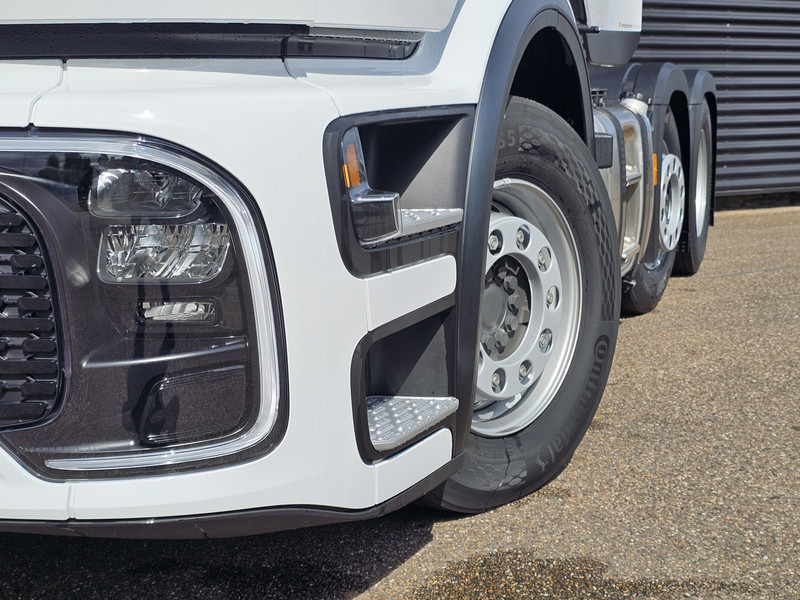 Mercedes-Benz ACTROS 2548 / GIGASPACE / 6X2/4 / !! NEW !! / PTO - Tractor unit: picture 2 Mercedes-Benz ACTROS 2548 / GIGASPACE / 6X2/4 / !! NEW !! / PTO - Tractor unit: picture 2