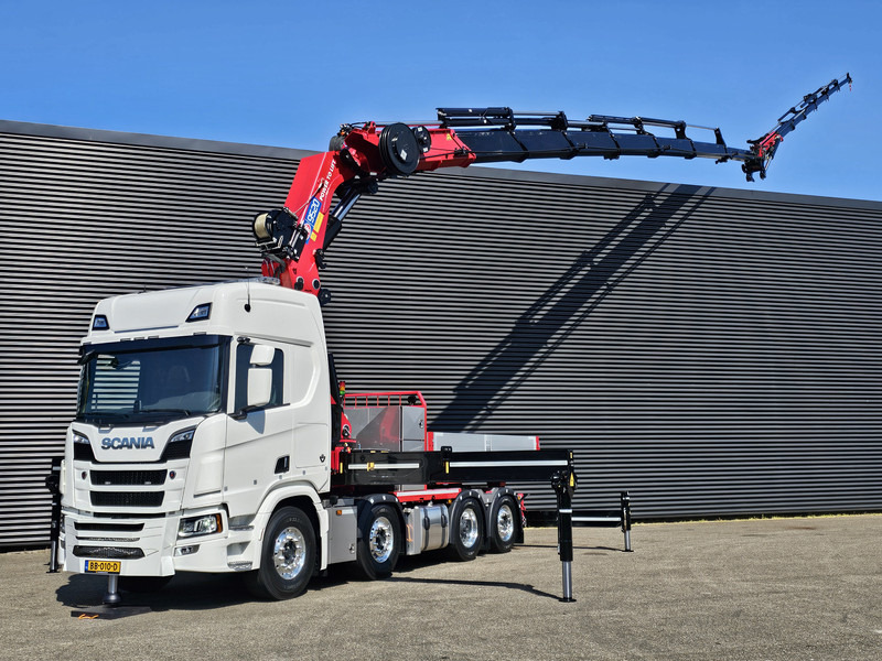 Scania R590 8x2*6 HMF 9520 + JiB + WINCH / TRACTOR / - Tractor unit: picture 1 Scania R590 8x2*6 HMF 9520 + JiB + WINCH / TRACTOR / - Tractor unit: picture 1
