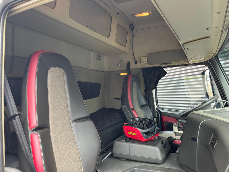 Leasing of Volvo FM420 4x2 / PALFINGER 18502 - 17 mtr / CRANE / KRAN Volvo FM420 4x2 / PALFINGER 18502 - 17 mtr / CRANE / KRAN: picture 16 Leasing of Volvo FM420 4x2 / PALFINGER 18502 - 17 mtr / CRANE / KRAN Volvo FM420 4x2 / PALFINGER 18502 - 17 mtr / CRANE / KRAN: picture 16