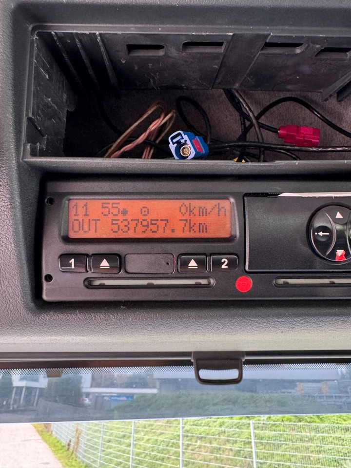 MAN 26.40 6X2 Multilift Abroller - Hook lift truck: picture 2 MAN 26.40 6X2 Multilift Abroller - Hook lift truck: picture 2