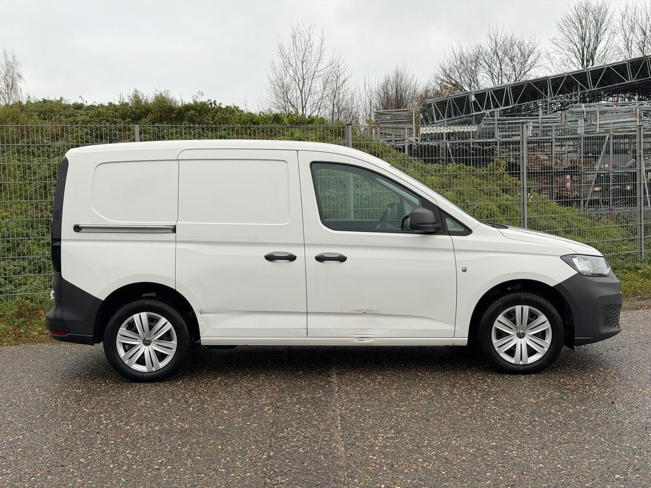 Volkswagen Caddy 4x2 | 2,0 TDI | Klima | PDC | Spurhalteass - Passenger van: picture 5 Volkswagen Caddy 4x2 | 2,0 TDI | Klima | PDC | Spurhalteass - Passenger van: picture 5