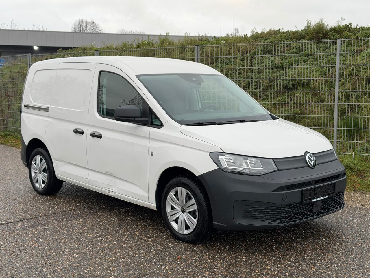 Volkswagen Caddy 4x2 | 2,0 TDI | Klima | PDC | Spurhalteass - Passenger van: picture 3 Volkswagen Caddy 4x2 | 2,0 TDI | Klima | PDC | Spurhalteass - Passenger van: picture 3