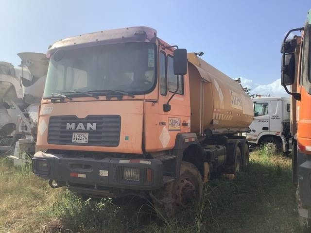 MAN 33.414-V20 - Tank truck: picture 1 MAN 33.414-V20 - Tank truck: picture 1