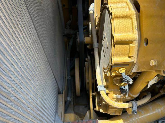 Bulldozer CAT D8: picture 18
