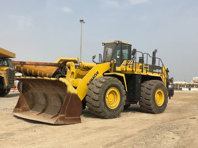 Komatsu WA600-6 - Wheel loader: picture 1 Komatsu WA600-6 - Wheel loader: picture 1