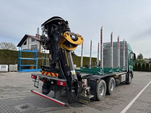 Iveco X-Way 570 - Crane truck: picture 3 Iveco X-Way 570 - Crane truck: picture 3