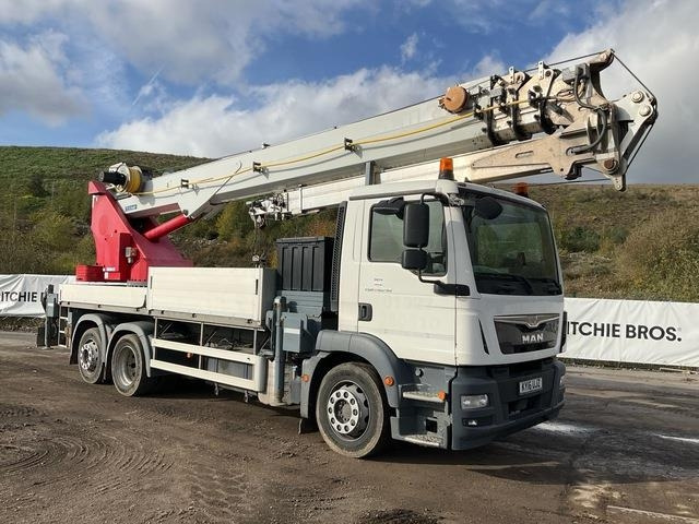 MAN TGM26.290 - Crane truck: picture 4 MAN TGM26.290 - Crane truck: picture 4
