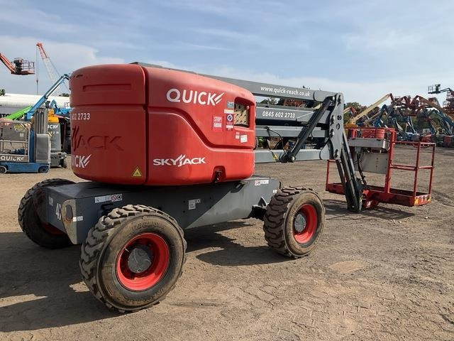 SkyJack SJ46AJ - Articulated boom: picture 3 SkyJack SJ46AJ - Articulated boom: picture 3
