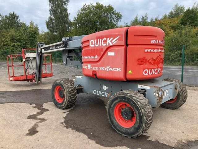 SkyJack SJ51AJ - Articulated boom: picture 2 SkyJack SJ51AJ - Articulated boom: picture 2