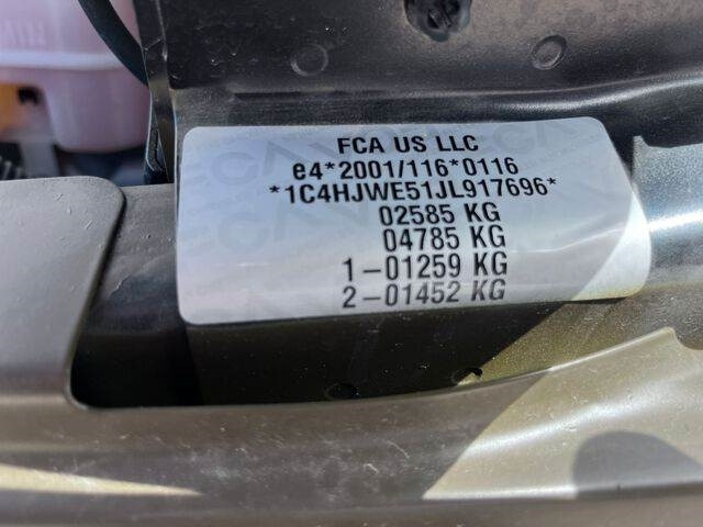 Jeep Wrangler JK Command - Car: picture 5 Jeep Wrangler JK Command - Car: picture 5