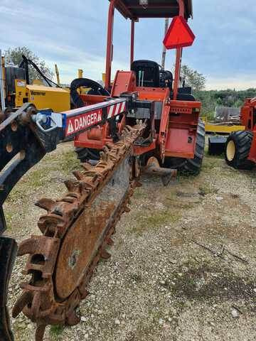 Trencher Ditch Witch RT55: picture 6