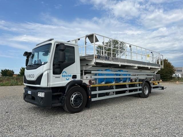 Iveco Eurocargo 180E25 - Truck mounted aerial platform, Scissor lift: picture 1 Iveco Eurocargo 180E25 - Truck mounted aerial platform, Scissor lift: picture 1