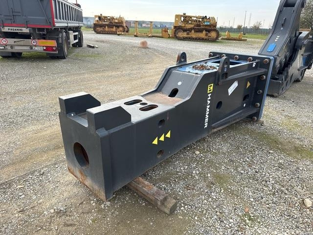 Mustang HS10000 - Construction equipment: picture 4 Mustang HS10000 - Construction equipment: picture 4