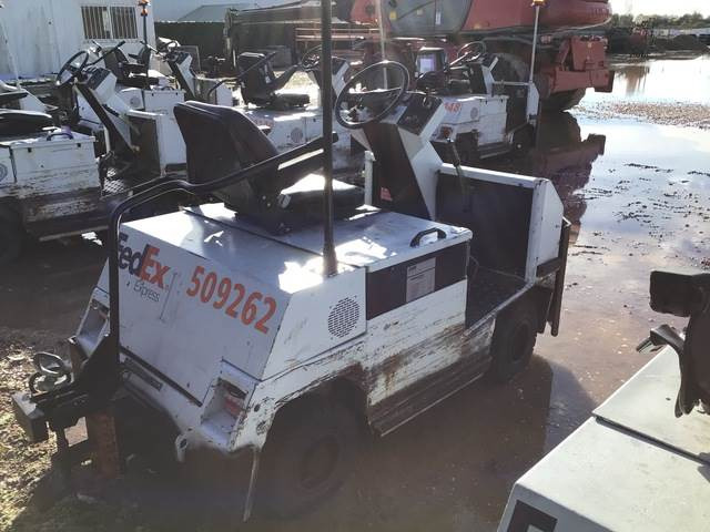 Charlatte TE208 - Baggage tractor: picture 3 Charlatte TE208 - Baggage tractor: picture 3