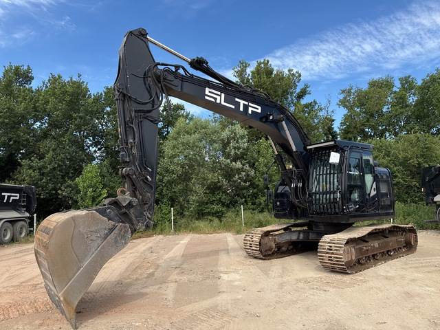 Hitachi ZX225USLC-6 - Crawler excavator: picture 2 Hitachi ZX225USLC-6 - Crawler excavator: picture 2