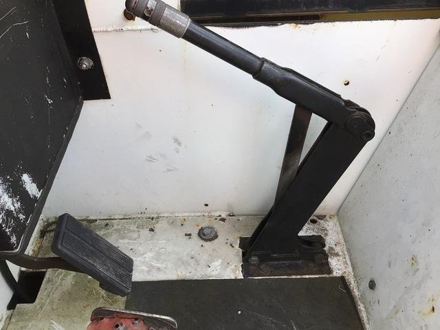 Tug T660-1 - Belt loader: picture 5 Tug T660-1 - Belt loader: picture 5