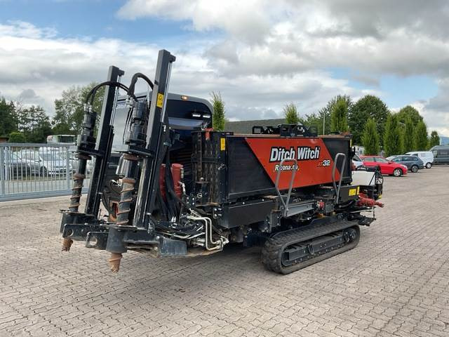 Ditch Witch AT32 - Drilling rig: picture 1 Ditch Witch AT32 - Drilling rig: picture 1