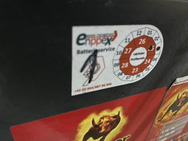 Yale ERP10RCF V2092 - Electric forklift: picture 5 Yale ERP10RCF V2092 - Electric forklift: picture 5