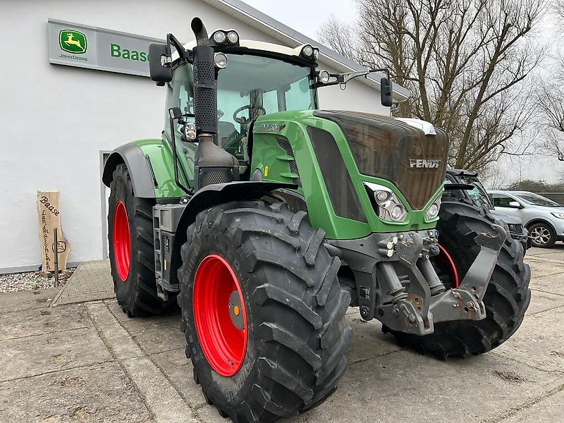 Fendt 824 Vario Profi Plus - Farm tractor: picture 4 Fendt 824 Vario Profi Plus - Farm tractor: picture 4