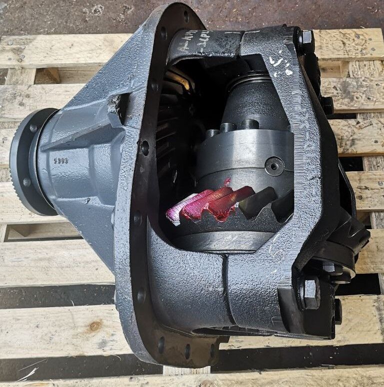 Volvo RS 1370 22014363 Volvo - Differential gear for Truck: picture 1 Volvo RS 1370 22014363 Volvo - Differential gear for Truck: picture 1