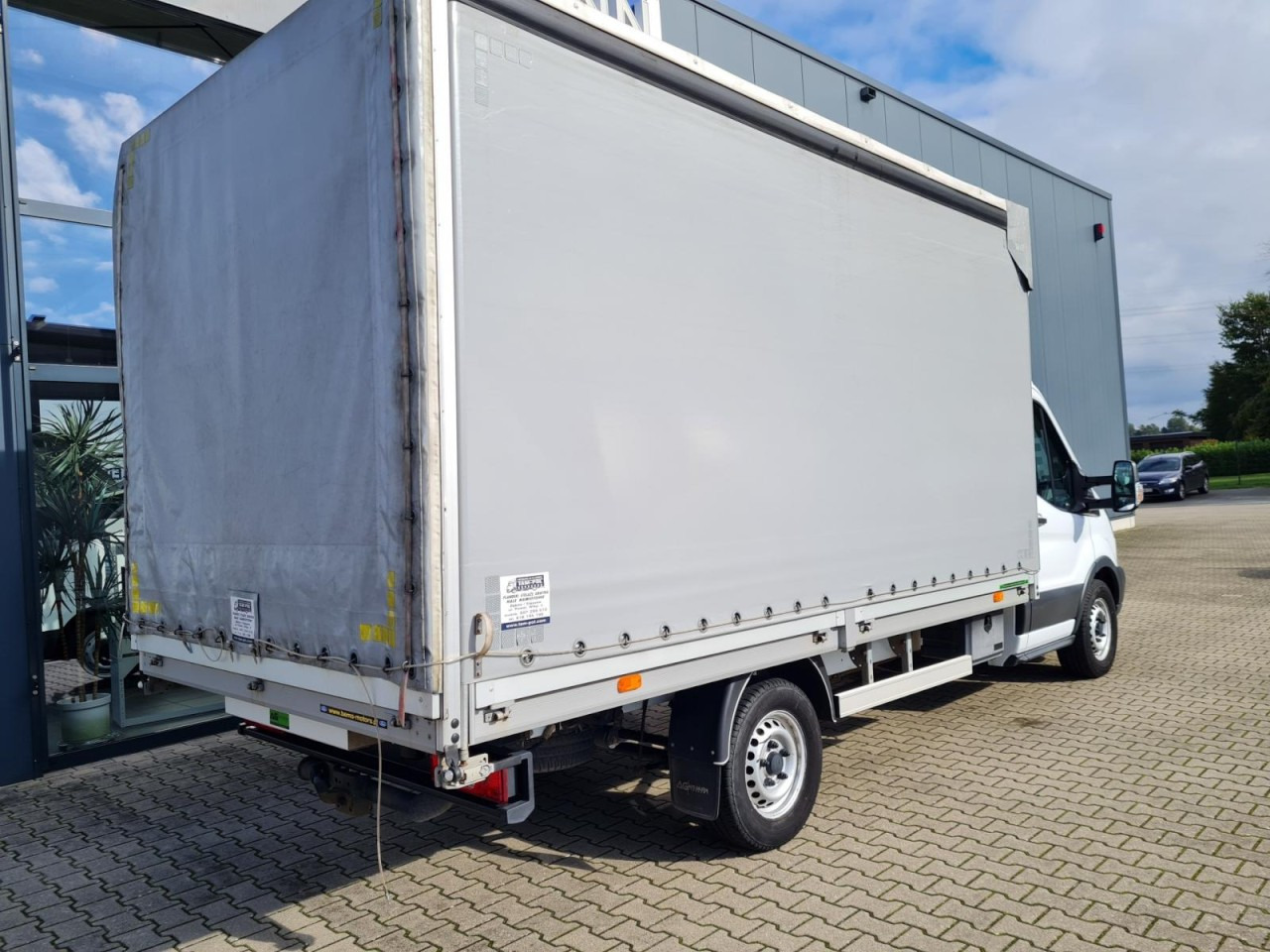 Ford Transit 35 Pritsche Schiebe Plane TDCi KLIMA AHK - Curtain side van: picture 5 Ford Transit 35 Pritsche Schiebe Plane TDCi KLIMA AHK - Curtain side van: picture 5