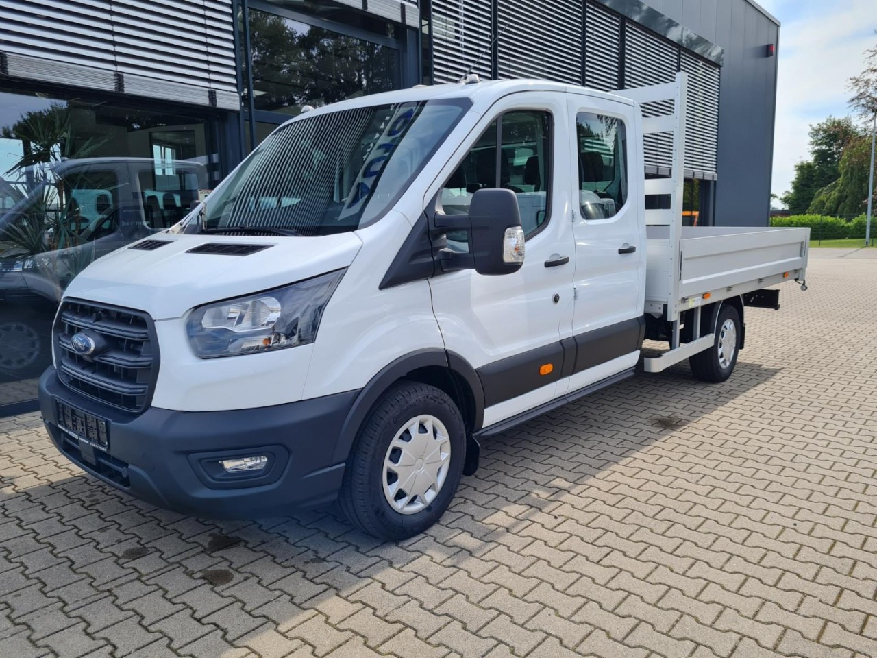 Ford Transit 350 Doka L3 L4 Trend RWD AHK KLIMA TEMPOMAT - Open body delivery van, Combi van: picture 2 Ford Transit 350 Doka L3 L4 Trend RWD AHK KLIMA TEMPOMAT - Open body delivery van, Combi van: picture 2