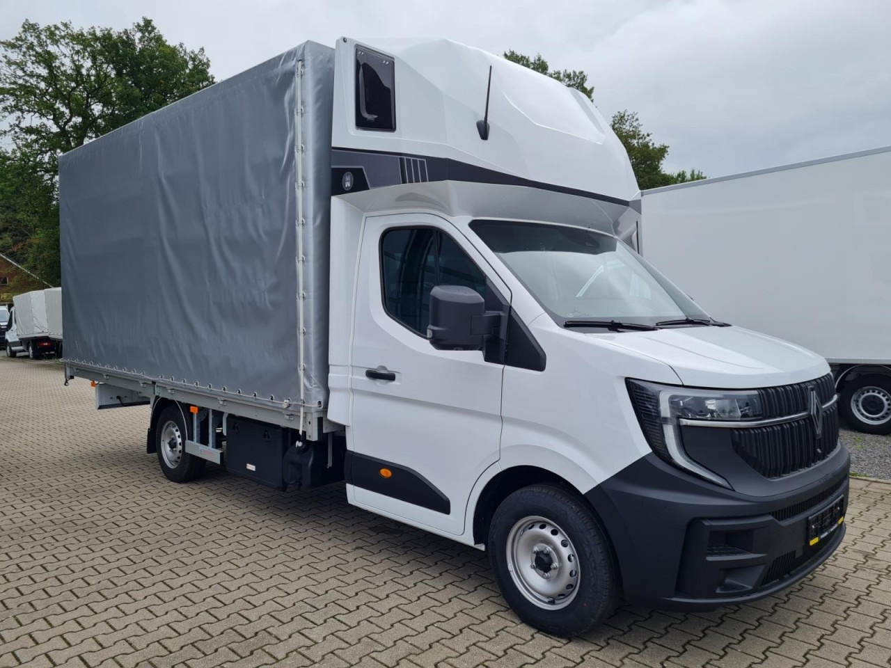 Renault Master 35 Pritsche Schiebe Plane Schlafkab 10 PAL LUFTFEDER - Curtain side van: picture 3 Renault Master 35 Pritsche Schiebe Plane Schlafkab 10 PAL LUFTFEDER - Curtain side van: picture 3