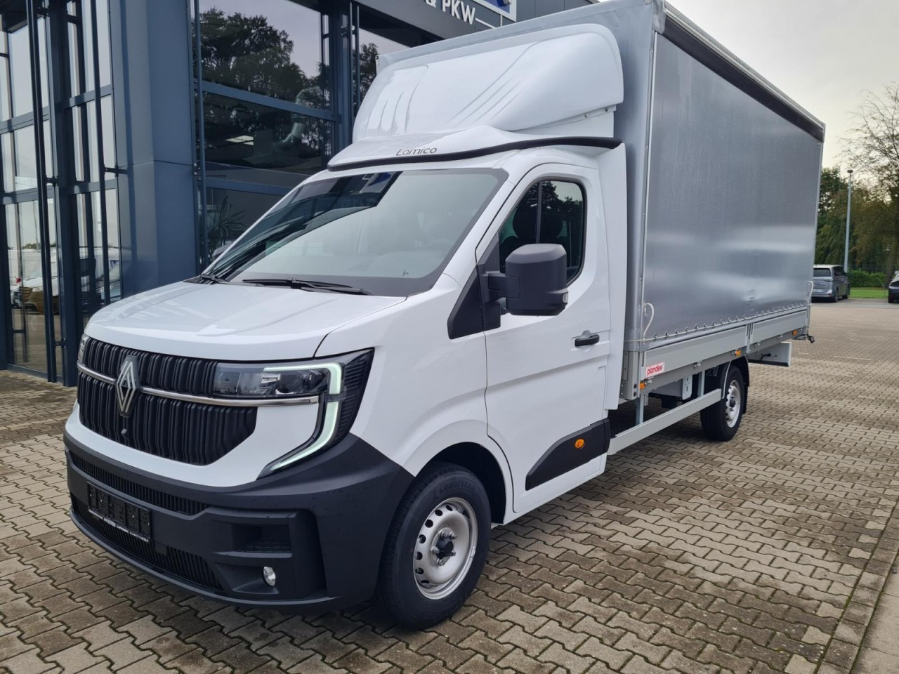 Renault Master Pritsche Schiebe Plane 10 Pal. LUFTFEDERUNG - Curtain side van: picture 2 Renault Master Pritsche Schiebe Plane 10 Pal. LUFTFEDERUNG - Curtain side van: picture 2
