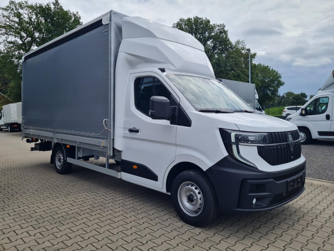 Renault Master Pritsche Schiebe Plane LBW Luftfederung - Curtain side van: picture 4 Renault Master Pritsche Schiebe Plane LBW Luftfederung - Curtain side van: picture 4
