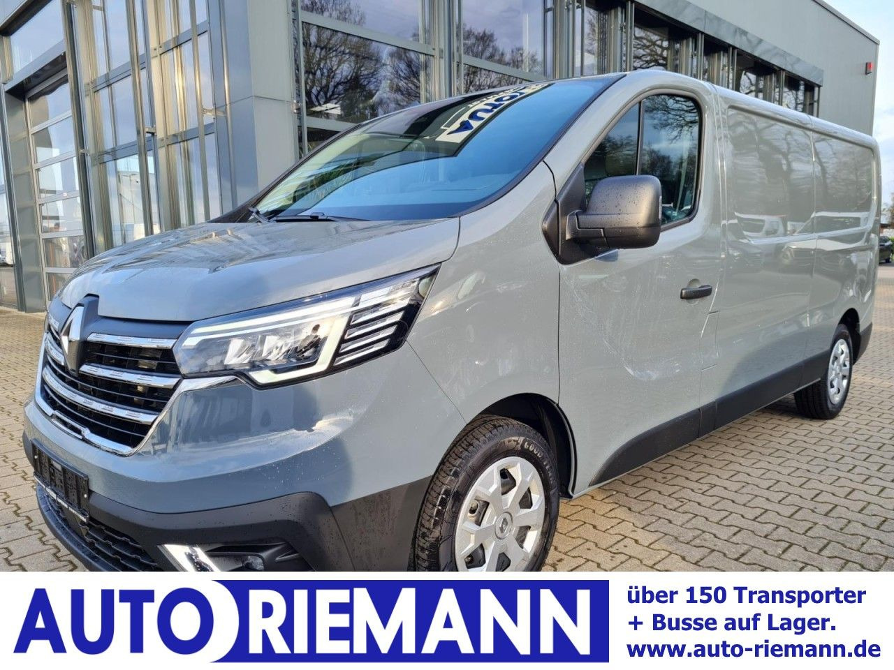 Renault Trafic Kasten 3,0t L2 Advance AHK KLIMA LED PDC - Small van: picture 1 Renault Trafic Kasten 3,0t L2 Advance AHK KLIMA LED PDC - Small van: picture 1