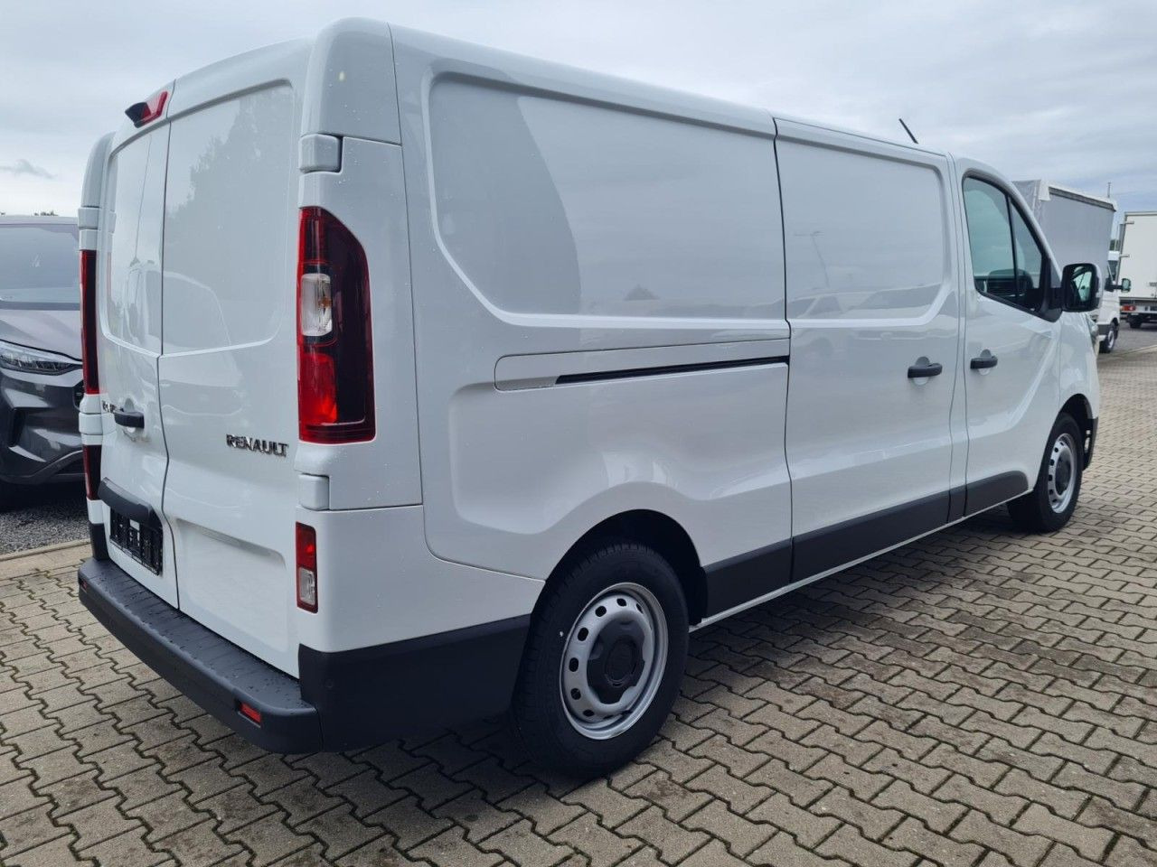 Renault Trafic Kühlkasten 3.0t L2 KLIMA LED NAVI_APP TEM - Refrigerated van: picture 4 Renault Trafic Kühlkasten 3.0t L2 KLIMA LED NAVI_APP TEM - Refrigerated van: picture 4