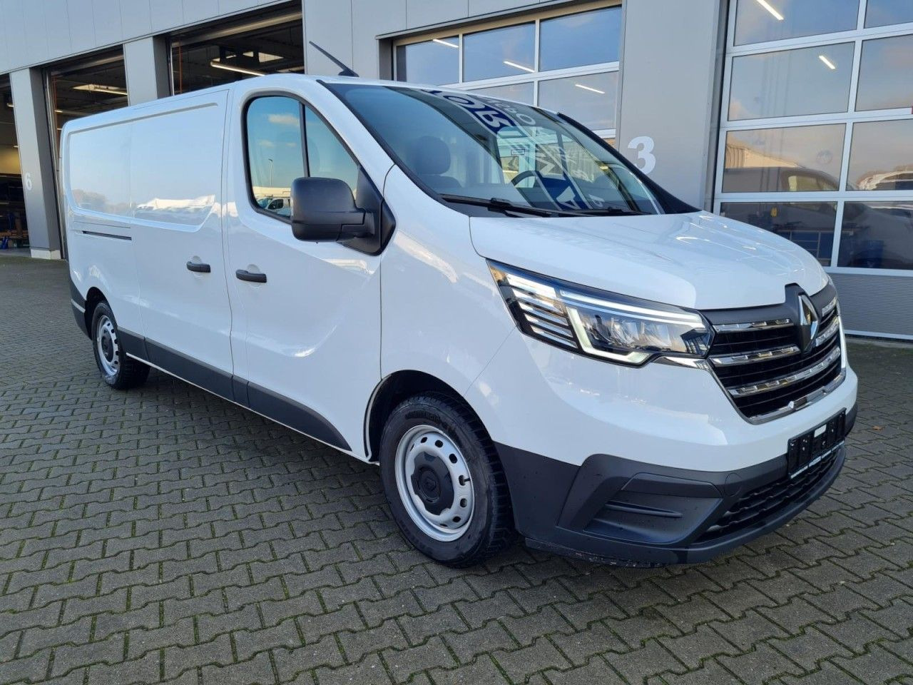 Renault Trafic Kühlkasten L2 Frischdienst 3.07 to TEMPOM - Refrigerated van: picture 4 Renault Trafic Kühlkasten L2 Frischdienst 3.07 to TEMPOM - Refrigerated van: picture 4