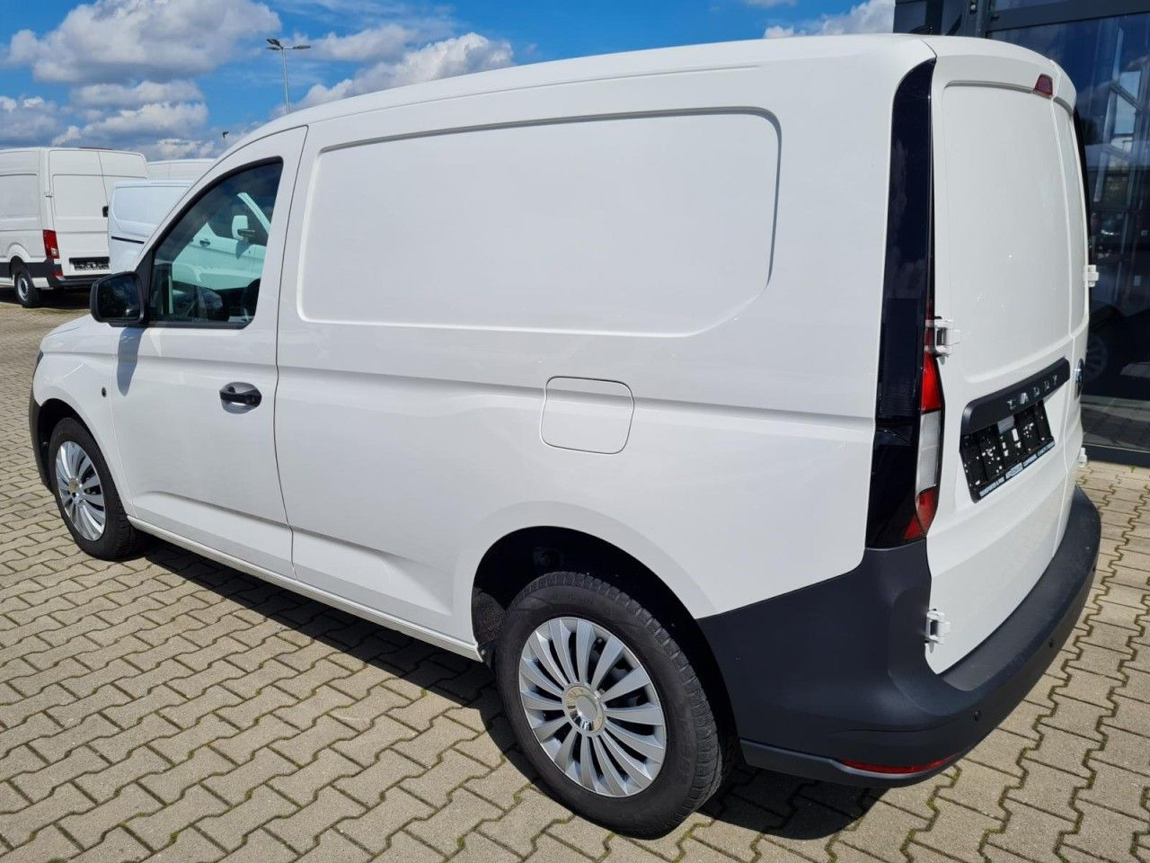 Volkswagen Caddy Kasten Cargo 2.0 TDI KLIMA KOMFORT PDC - Small van: picture 5 Volkswagen Caddy Kasten Cargo 2.0 TDI KLIMA KOMFORT PDC - Small van: picture 5