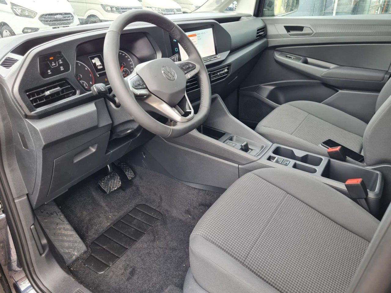 Car Volkswagen Caddy Maxi Kombi 7-Sitze 1.5 TSI DSG NAVI/APP TE: picture 7