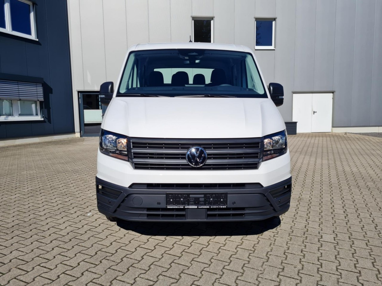 Volkswagen Crafter 35 DOKA 7-Sitze lang L4 KLIMA TEMPOMAT - Open body delivery van, Combi van: picture 2 Volkswagen Crafter 35 DOKA 7-Sitze lang L4 KLIMA TEMPOMAT - Open body delivery van, Combi van: picture 2