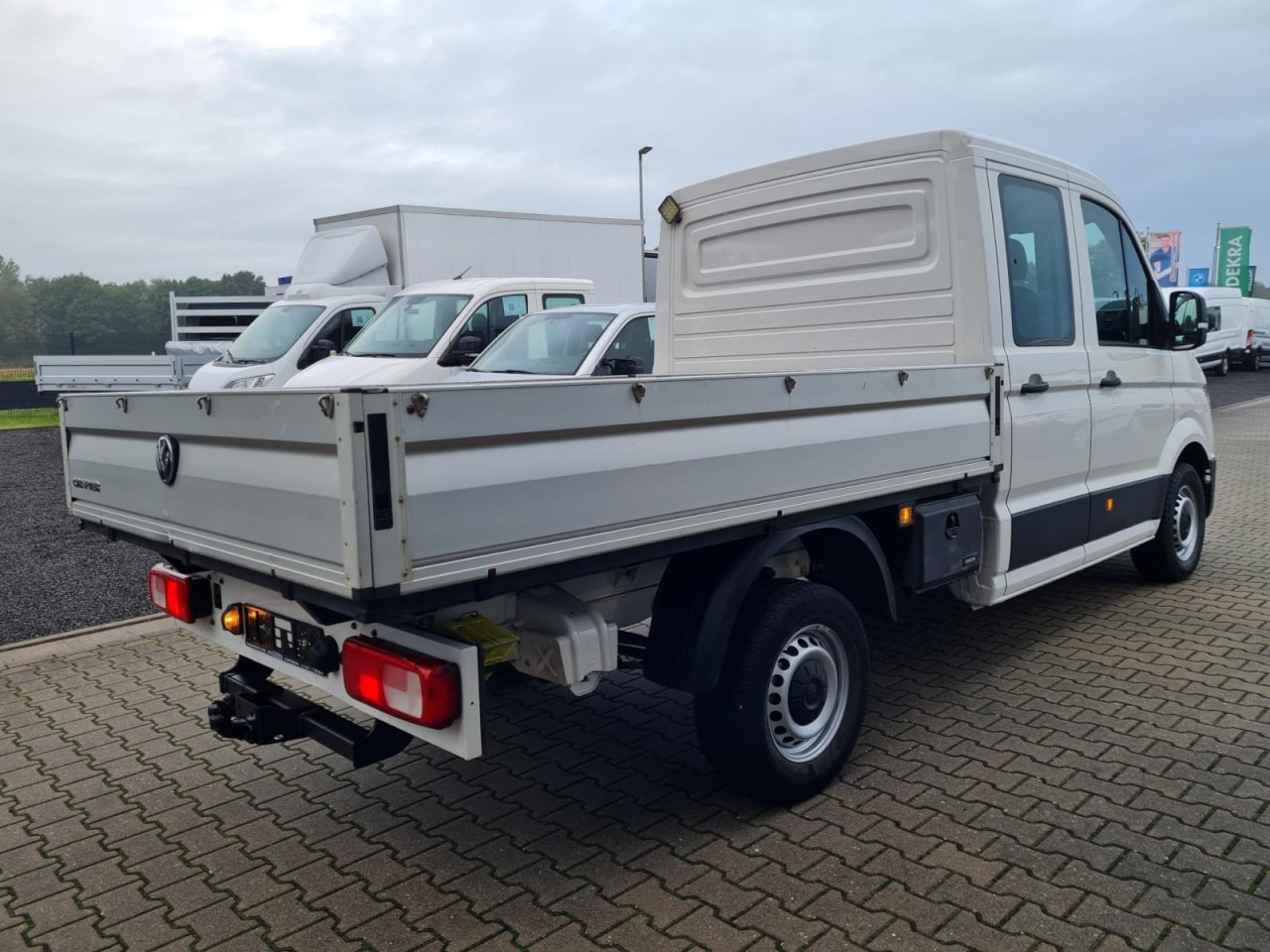Volkswagen Crafter 35 Doka MR Pritsche AHK Klima 7 Sitzer - Open body delivery van, Combi van: picture 5 Volkswagen Crafter 35 Doka MR Pritsche AHK Klima 7 Sitzer - Open body delivery van, Combi van: picture 5